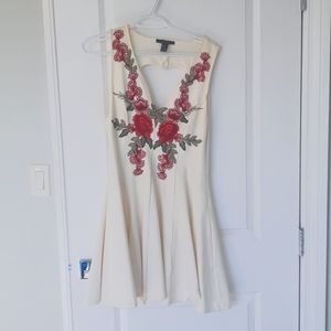 Summer embroidery dress